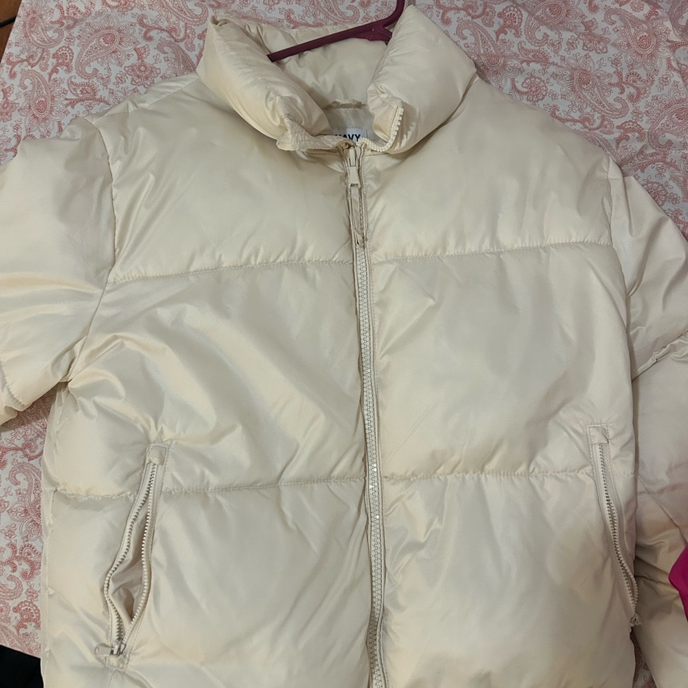 Old Navy Women's Off-White Puffer Jacket